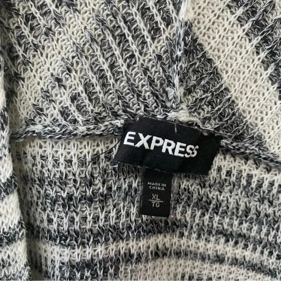 Express Drop Shoulder Shaker Knit Cardigan - Picture 7 of 9